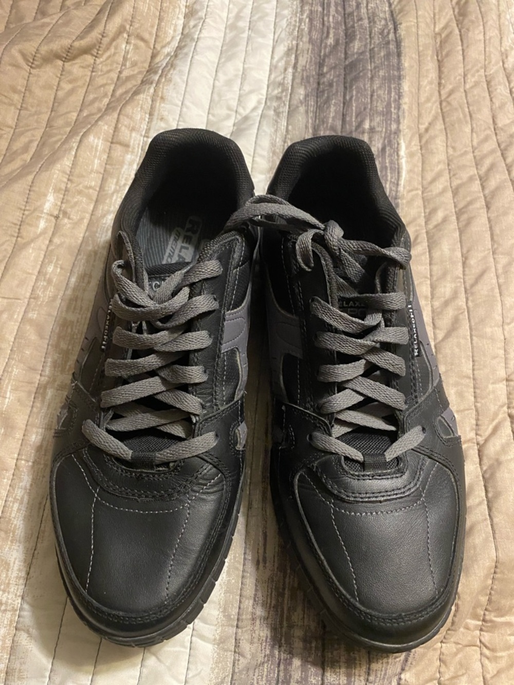Skechers Men's Black and Gray Athletic Lace-Up Sneakers